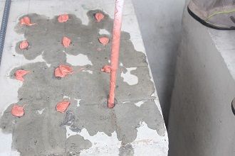 Epoxy for anchoring rod on water saturated concrete